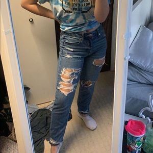 American Eagle Tomgirl Jeans
